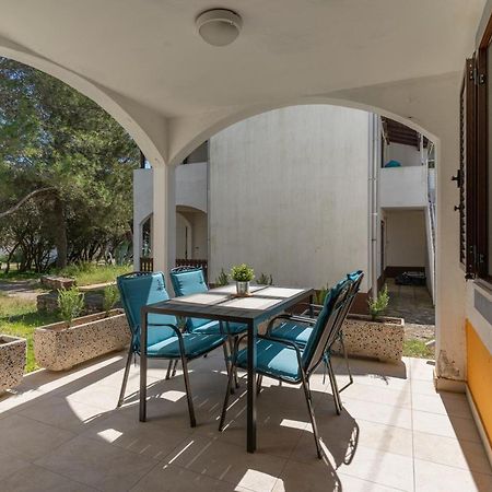 Apartments Lopari Nerezine Exterior photo