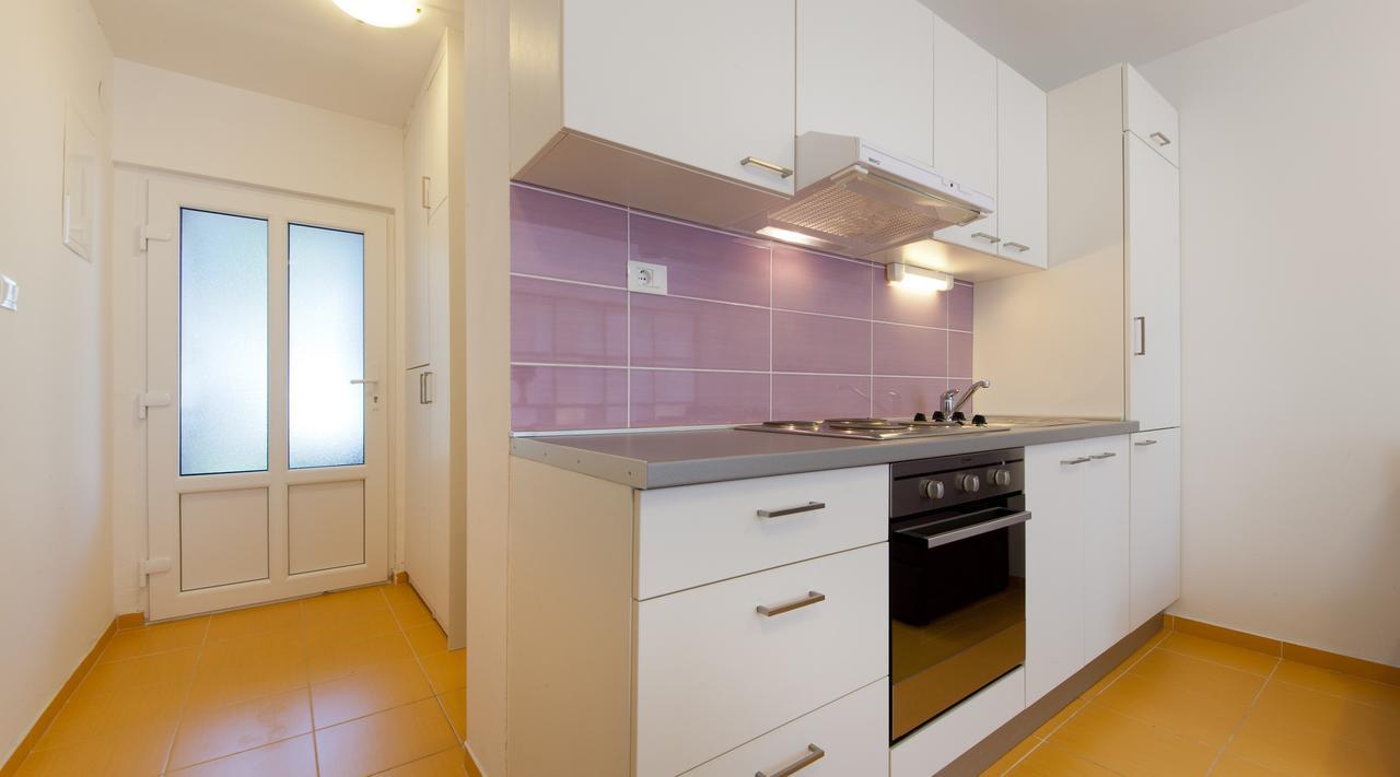 Apartments Lopari Nerezine Exterior photo